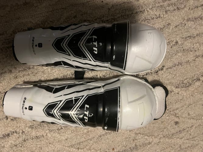 CCM Youth Shin Guards