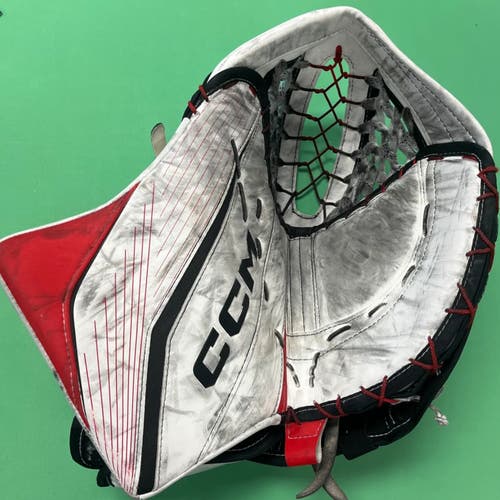 CCM EFlex 6 Goalie Glove | Brake 600 | Size Senior Regular