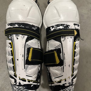Youth CCM Super Tacks AS1 10" Shin Pads (Used)
