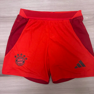 FC Bayern 25/26 Home Soccer Shorts MEDIUM