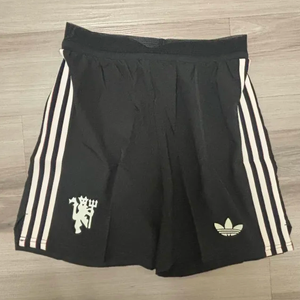 Man United 25/26 Third Soccer Shorts MEDIUM