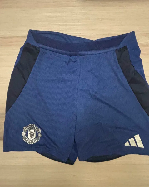 Man United 25/26 Away Soccer Shorts SMALL