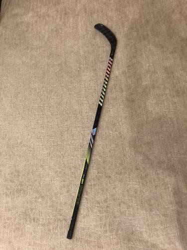 Senior Warrior Alpha LX2 PRO Right Handed Hockey Stick M88 (New)
