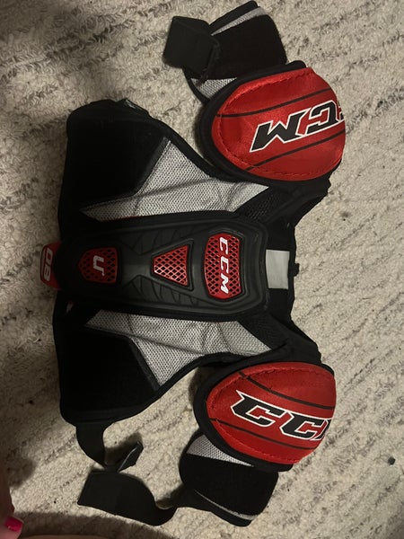 CCM Shoulder Pads Junior
