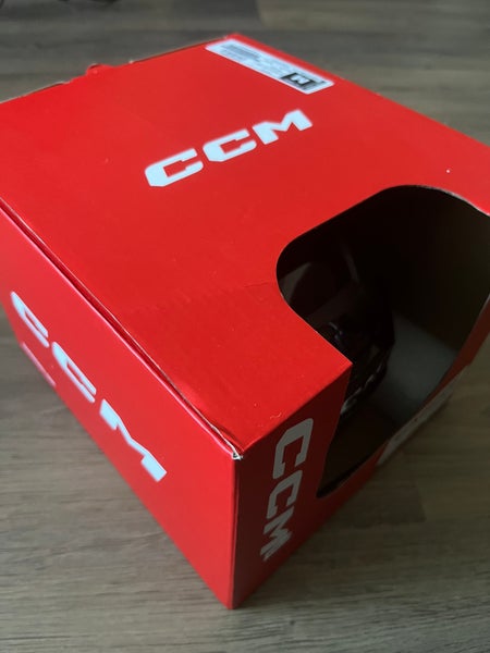 New with Tags, CCM Tacks 910 Helmet
