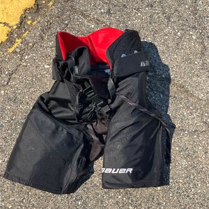 Black Senior Small Bauer Vapor X900 Hockey Pants (Used)