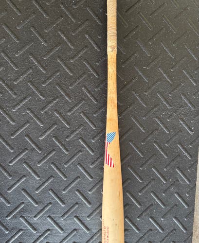 Sam Bat R2K1 Maple Bat (-3) 30.5 oz 33.5" (Used)