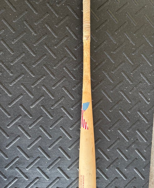 Sam Bat R2K1 Maple Bat (-3) 30.5 oz 33.5" (Used)