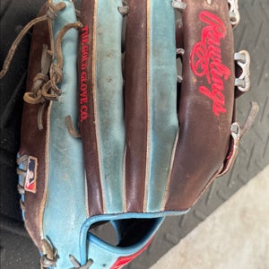 Outfield RH Rawlings Heart of the Hide Baseball Glove 12.75" (Used)