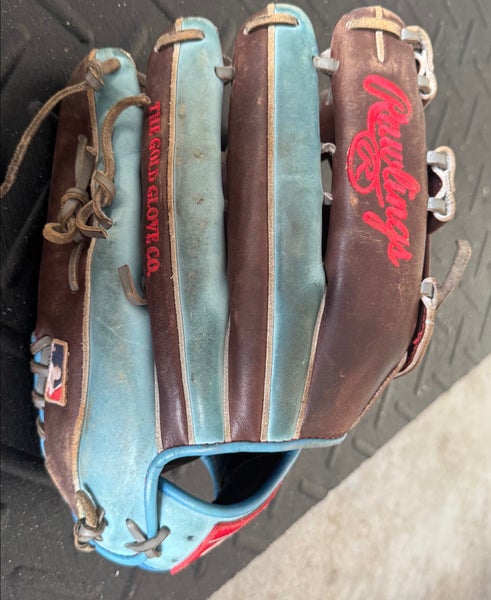 Outfield RH Rawlings Heart of the Hide Baseball Glove 12.75" (Used)