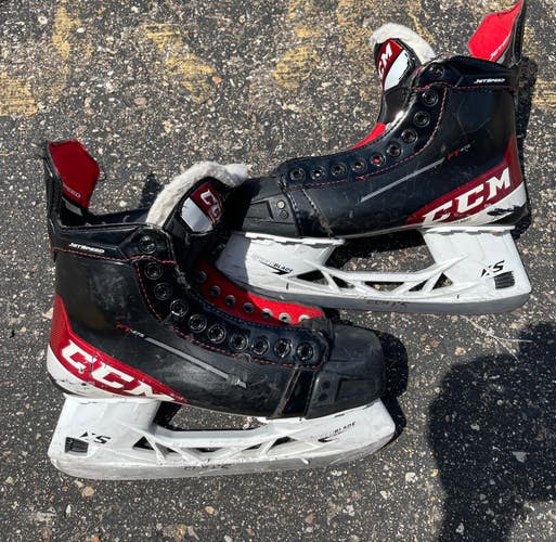 Senior CCM JetSpeed FT475 Hockey Skates Regular Width 7 (Used)