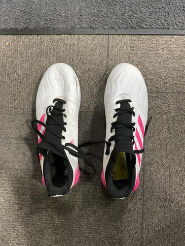 Used Adidas Soccer Turf Shoes White Senior 7.5 11614-S000219399