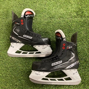 Intermediate Bauer Vapor X3.5 Hockey Skates Regular Width 6 (Used)