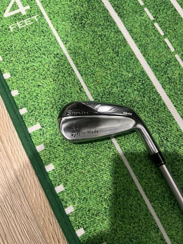 Men's TaylorMade Stealth DHY 2 iron Right Handed Stiff Flex Graphite Shaft (Used)