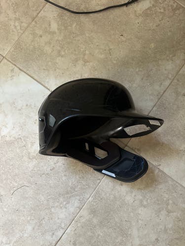 MLB Issued Single Ear Batting Helmet (Right Hand hitter) w/jaw Flap Protection