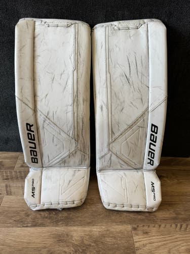 30"  Bauer Supreme M5 Pro Goalie Leg Pads (Used)