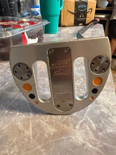 Silver Scotty Cameron Mallet Studio Select Kombi Right Handed Putter 34" (Used)