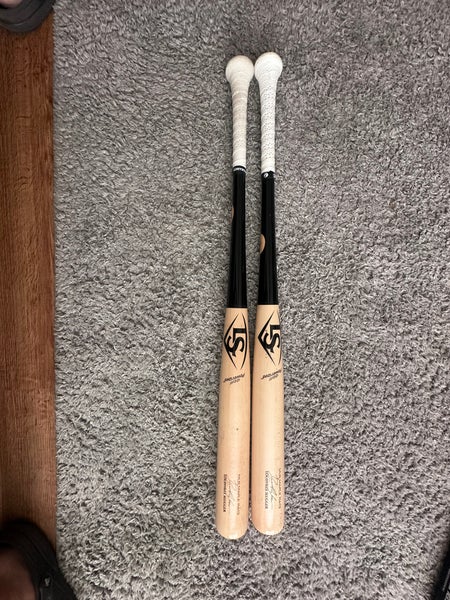 Louisville Slugger MLB Prime RA13 Ronald Acuna Game Model Maple Bat  (-3) 31 oz 34" (New)