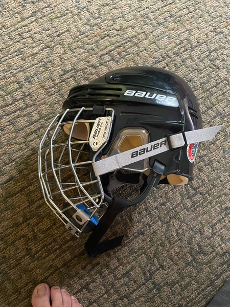 Medium Bauer BHH4500 Helmet  (Used)
