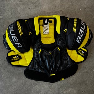 Men's Junior Small Bauer Supreme M3 Shoulder Pads (New)