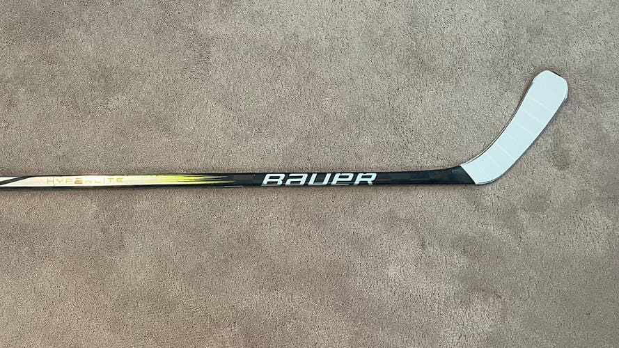 Youth Bauer Hyperlite 2 Left Hand Hockey Stick P92 (Used)