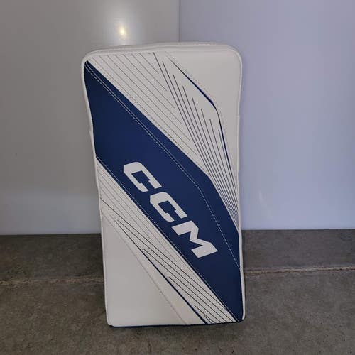 CCM Eflex 6.5 Blocker Regular (New) - Junior