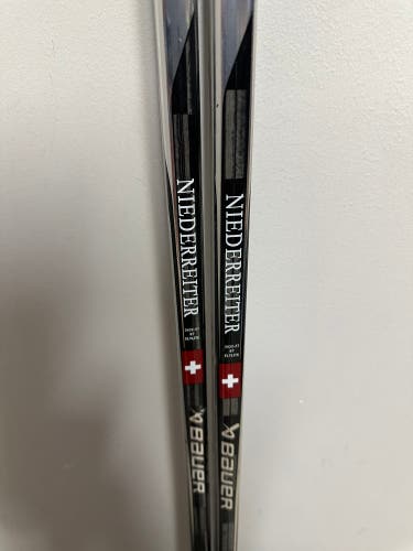Senior Bauer Vapor FlyLite Left Hand Hockey Stick P28 Pro Stock (Used)