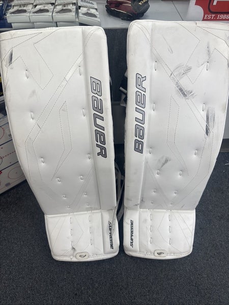 Senior Size 32 + 1 Bauer Supreme ONE60 Ice Hockey Goalie Leg Pads