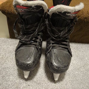 2023 Bauer Vapor 3X Hockey Skates Size 4.5 (Used)