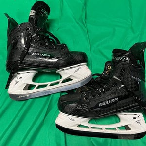 Bauer Supreme Mach Hockey Skates | Intermediate 4 (Fit 2)