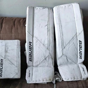32" INT Bauer Supreme M5 Pro Pads + Senior M5 Pro Blocker
