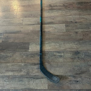 Bauer Twitch Hockey stock