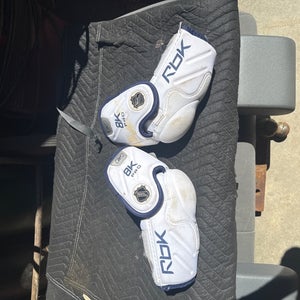 Senior Medium Reebok 8K Pro Elbow Pads Pro Stock (Used)