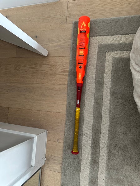 Easton Hype Fire Composite USSSA Certified Bat (-5) 27 oz 32" (Used)
