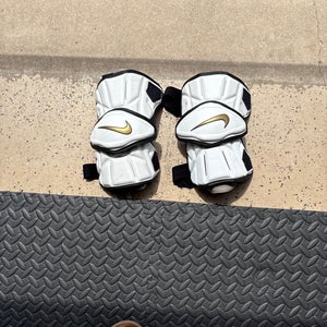 Large Adult Nike Vapor Elite Arm Pads (Used)