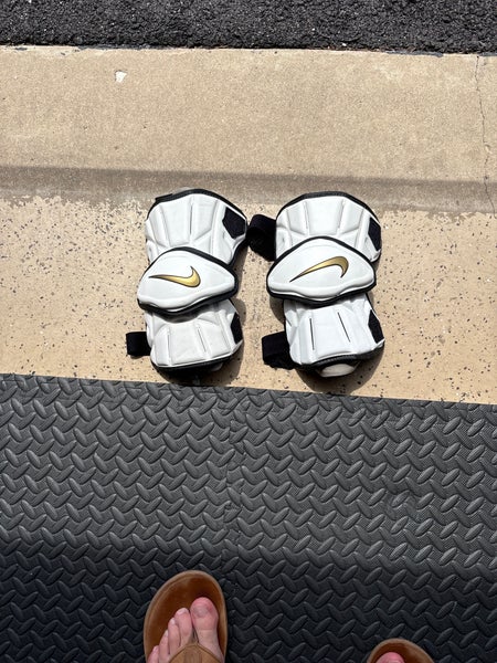 Large Adult Nike Vapor Elite Arm Pads (Used)