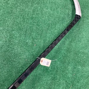 Pro Blackout Hockey Stick P28 | Junior RH Pro Stock