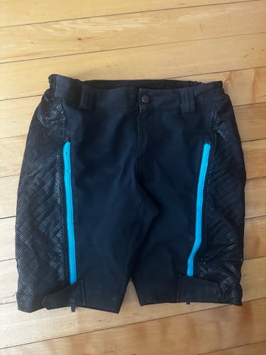 Black Small Men's SYNC Session Race Shorts (Used)
