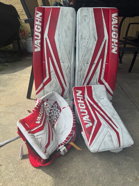 26"  Vaughn SLR3 Regular Goalie Full Set (Used)