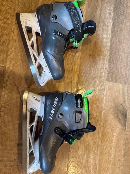 Bauer Konekt Hockey Goalie Skates Regular Width 7.5 (Used)