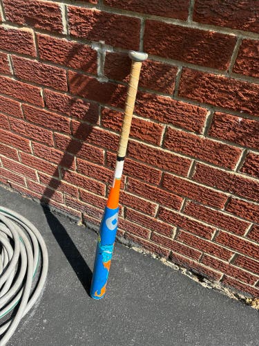 2021 DeMarini Bat (-8.5) 26.5 oz 34" (Used)
