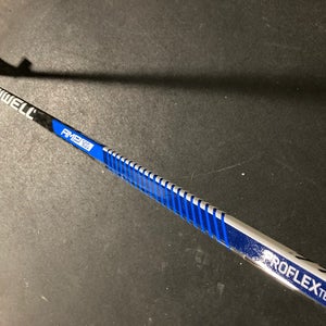 Winnwell AMP 900 Stick Right Handed Hockey Stick | Senior 85 Flex