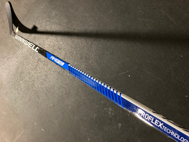 Winnwell AMP 900 Stick Right Handed Hockey Stick | Senior 85 Flex