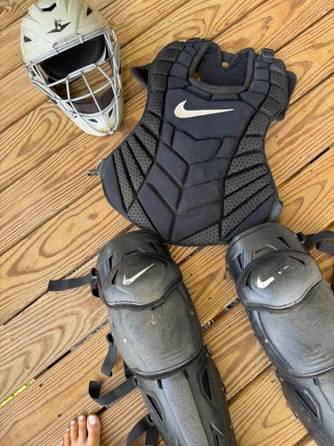 Nike Diamond Elite Catcher's Set (Used)