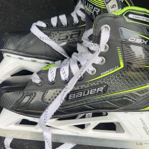 Bauer GSX Hockey Goalie Skates Regular Width Size 5 (Used)