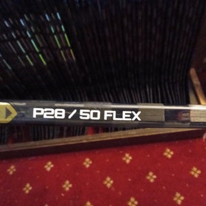 Junior Bauer Proto-R Right Handed Hockey Stick P28 50 Flex (New)