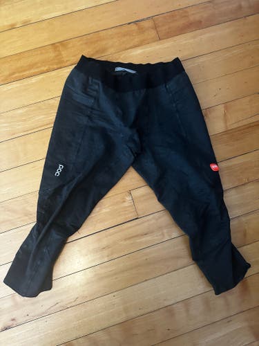 Medium POC Bottom Cut Proof (Used)