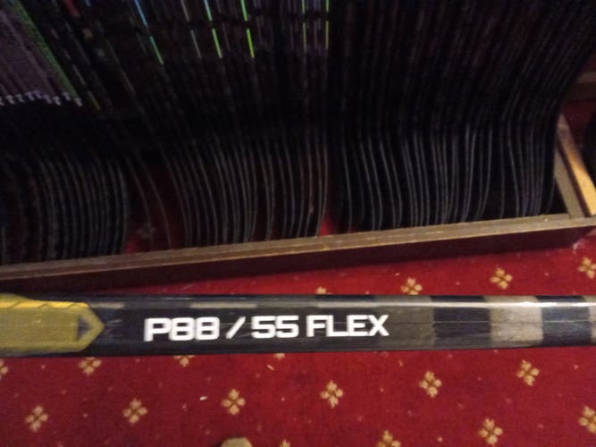 Intermediate Bauer Proto-R Right Handed Hockey Stick P88 55 Flex (New)