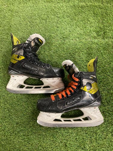 Intermediate Bauer Supreme 3S Hockey Skates Size 5.5 Fit 1  (Used)
