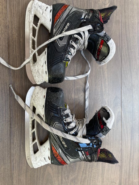Bauer Vapor Hockey Skates Regular Width 11 (Used)